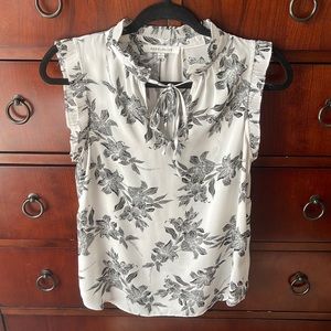 Rose & Olive Black and White Sleeveless Blouse
